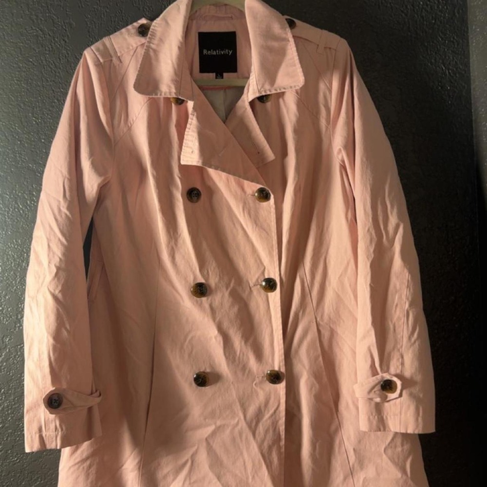 Relativity pink trench coat with belt, size L